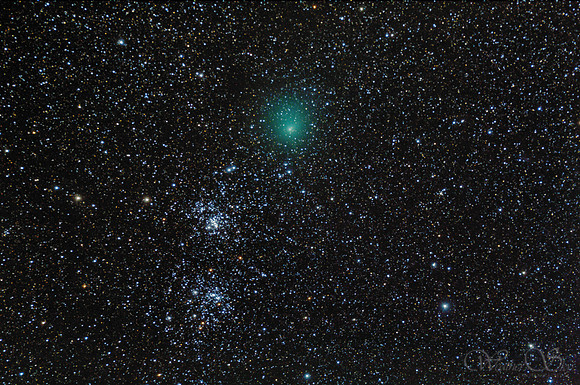 Comet Hartley and the DoubleCluster (NGC884 & NGC869)